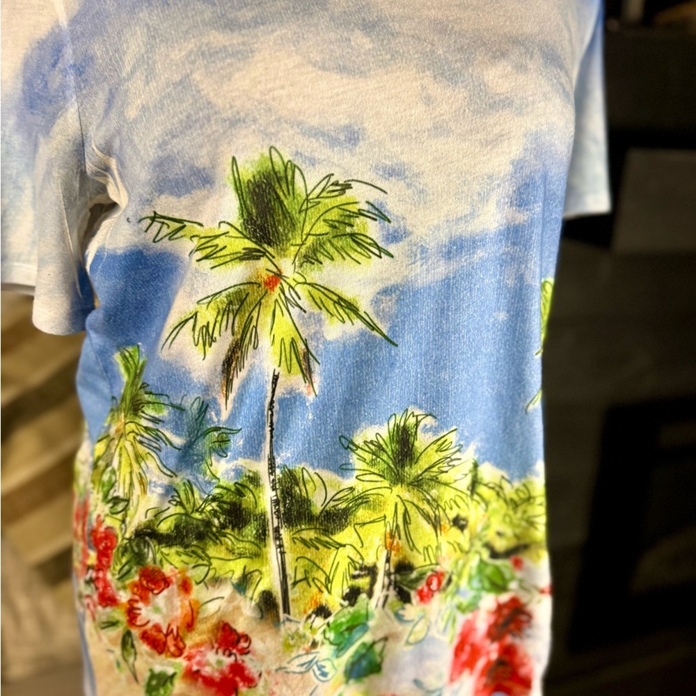Chico’s Tropical Print T-Shirt and Light Blue Pants and Shorts Set - Picture 4 of 12